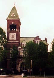 Photo of the Casey County courthouse