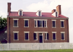 Photo of Centre Family dwelling